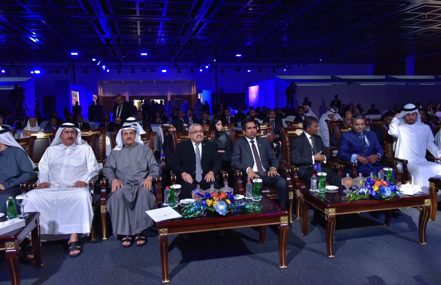 ދުބާއީ: ޑިސެމްބަރު 18، 2017: ދުބާއީ އިންޓަނޭޝަނަލް ކޮންވެންޝަން އެންޑް އެގްޒިބިޝަން ސެންޓަރުގައި ކުރިއަށް ގެންދާ އިންވެސްޓްމަންޓް ފޯރަމުގެ ތެރެއިން.-- ފޮޓޯ: އިކޮނޮމިކް މިނިސްޓްރީ