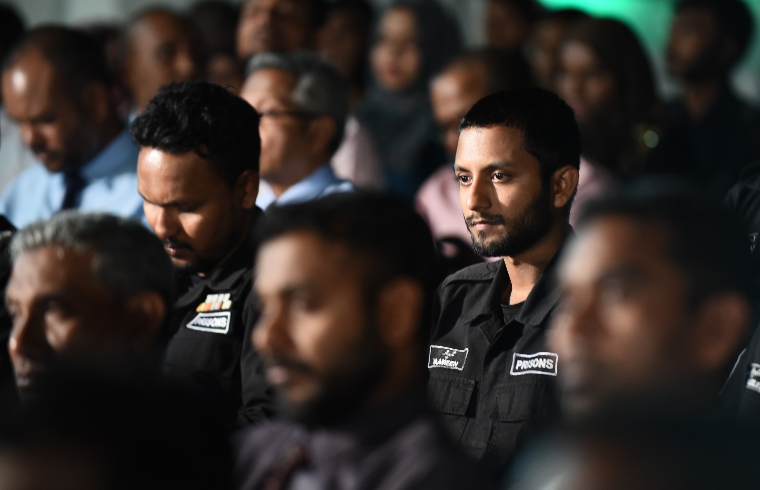 މާލެ: ޑިސެމްބަރު 21، 2017- ރާއްޖެ އިސްލާމްވި ދުވަހުގެ މުނާސަބަތުގައި ބޭއްވި ޖަލްސާގައި ބައިވެރިވެރިވި ބައެއް މީހުން.---ފޮޓޯ: ހުސައިން ވަހީދު/މިހާރު