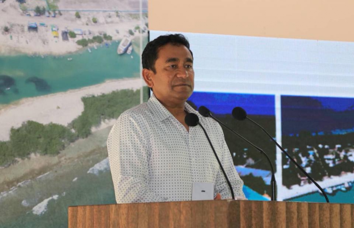 މާޅެންދޫގައި މިއަދު ބޭއްވި ޖަލްސާގައި ރައީސް ޔާމީން ވާހަކަފުޅު ދައްކަވަނީ. - ފޮޓޯ: ހައުސިން މިނިސްޓްރީ