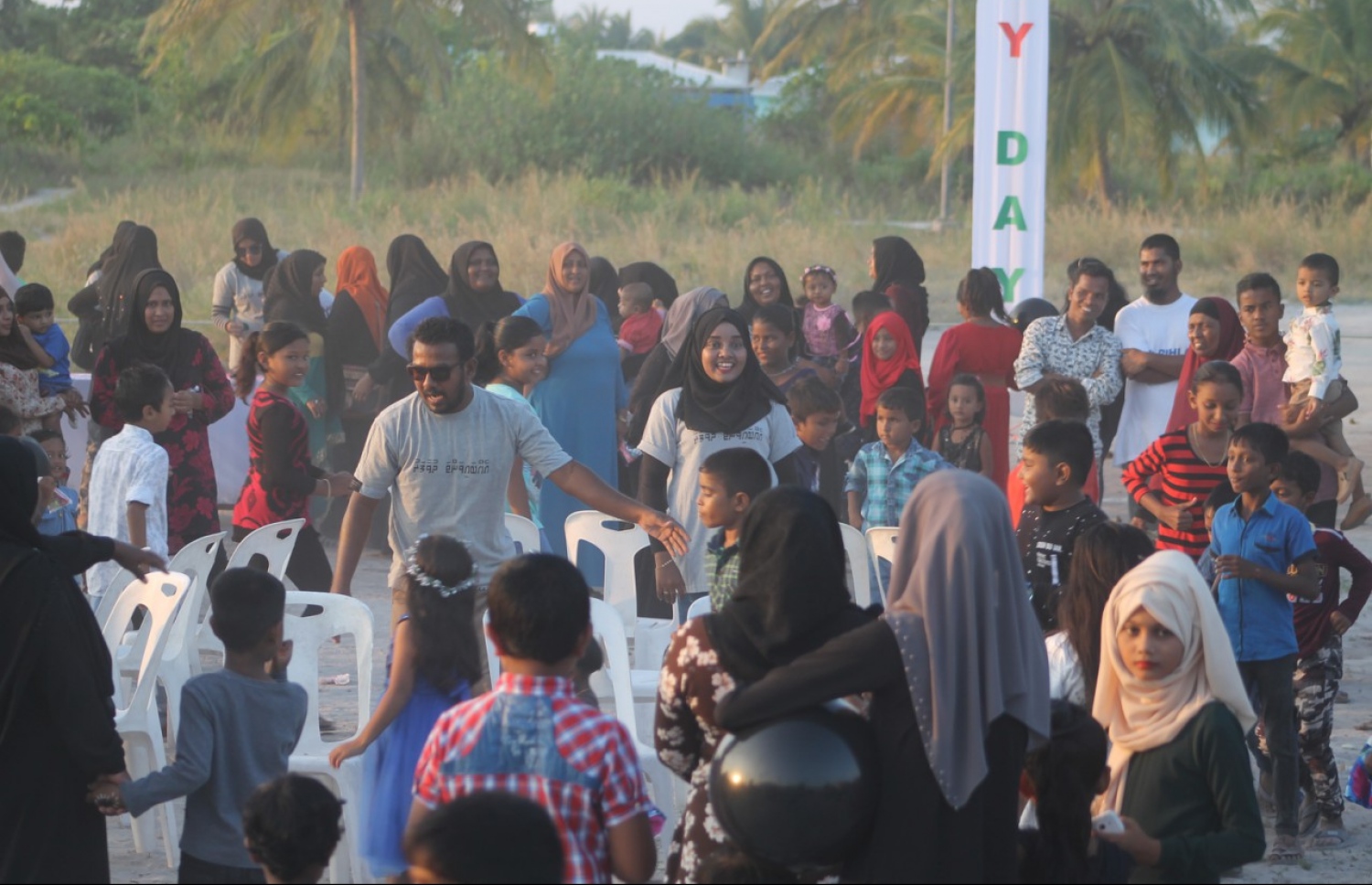 ދުވާފަރު މީހުންގެ އެއްބައިވަންތަކަމުގެ ހަވީރުގެ ތެރެއިން