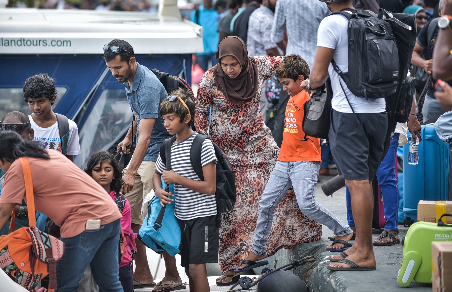 އާ އަހަރަށް ގިނަ ބަޔަކު މާލޭން ބޭރަށް