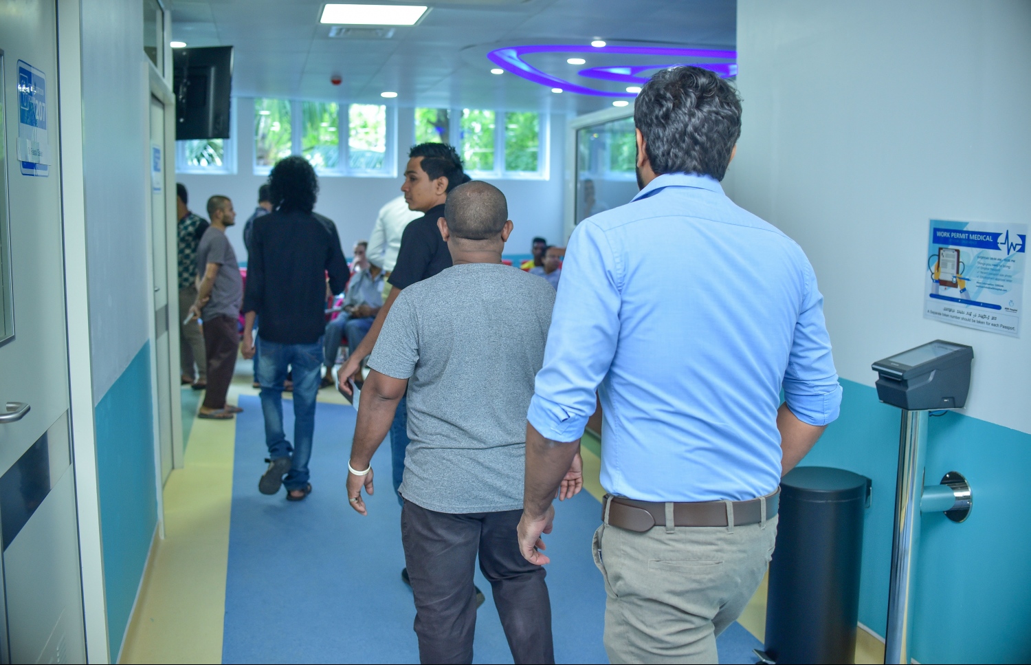 މާލެ: ޖެނުއަރީ 7، 2018- އޭޑީކޭގެ އާ އިމާރާތް "ޕާންޑިއަން ވިންގް" ގައި ބަޔަކު މިއަދު ހަރަކާތްތެރިވަނީ: މި އިމާރާތުގައި، ހިތުގެ ސާޖަރީތައް ހެދޭވަރުގެ ތިއޭޓަ ކޮމްޕްލެކްސްއެއް ގާއިމް ކުރުމުގެ މަސައްކަތް ވެސް އަންނަނީ ކުރަމުން.---ފޮޓޯ: ނިޝާން އަލީ/މިހާރު