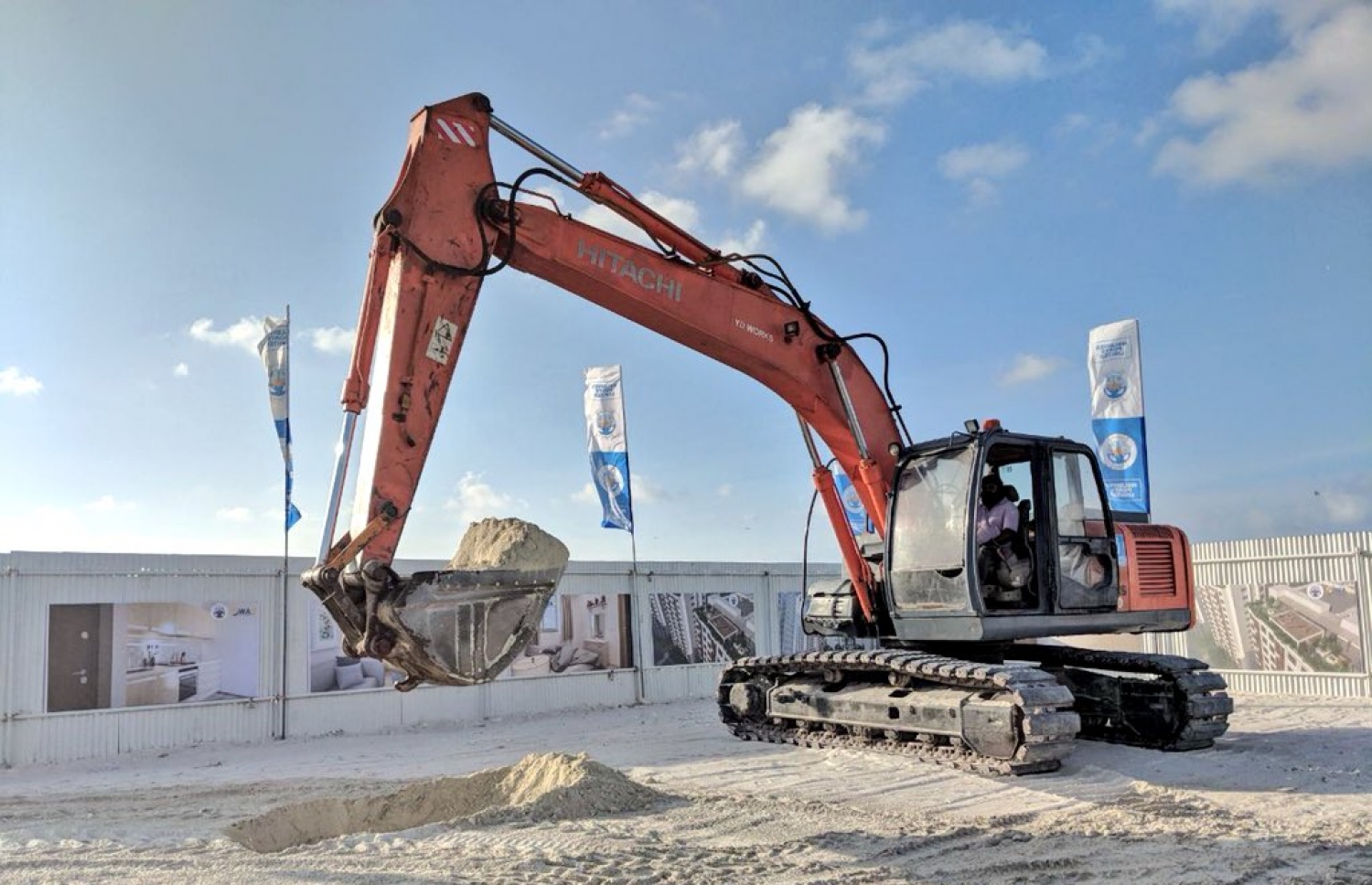 ހުޅުމާލޭގައި އިމާރާތްކުރާ އެމްޕީއެލްގެ ތިން ޓަވަރުގެ އަމަލީ މަސައްކަތް ރަސްމީކޮށް މިއަދު ފަށަނީ.---ފޮޓޯ: އެމްޕީއެލް