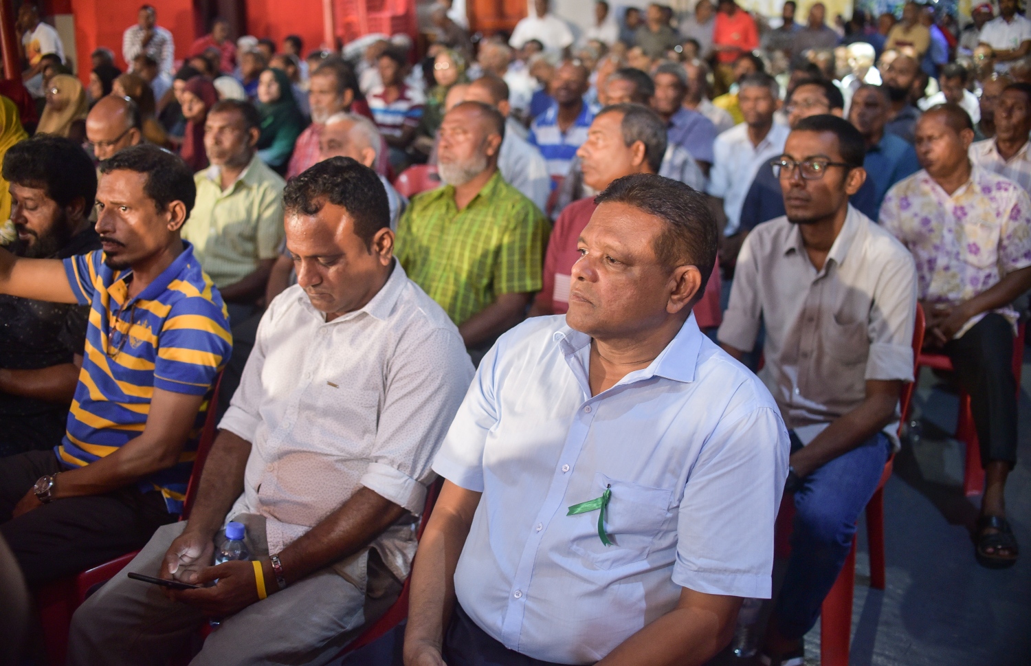 މިރޭގެ ޖަލްސާގައި ބައިވެރިވި ބައެއް މީހުން.---ފޮޓޯ: ނިޝާން އަލީ/މިހާރު