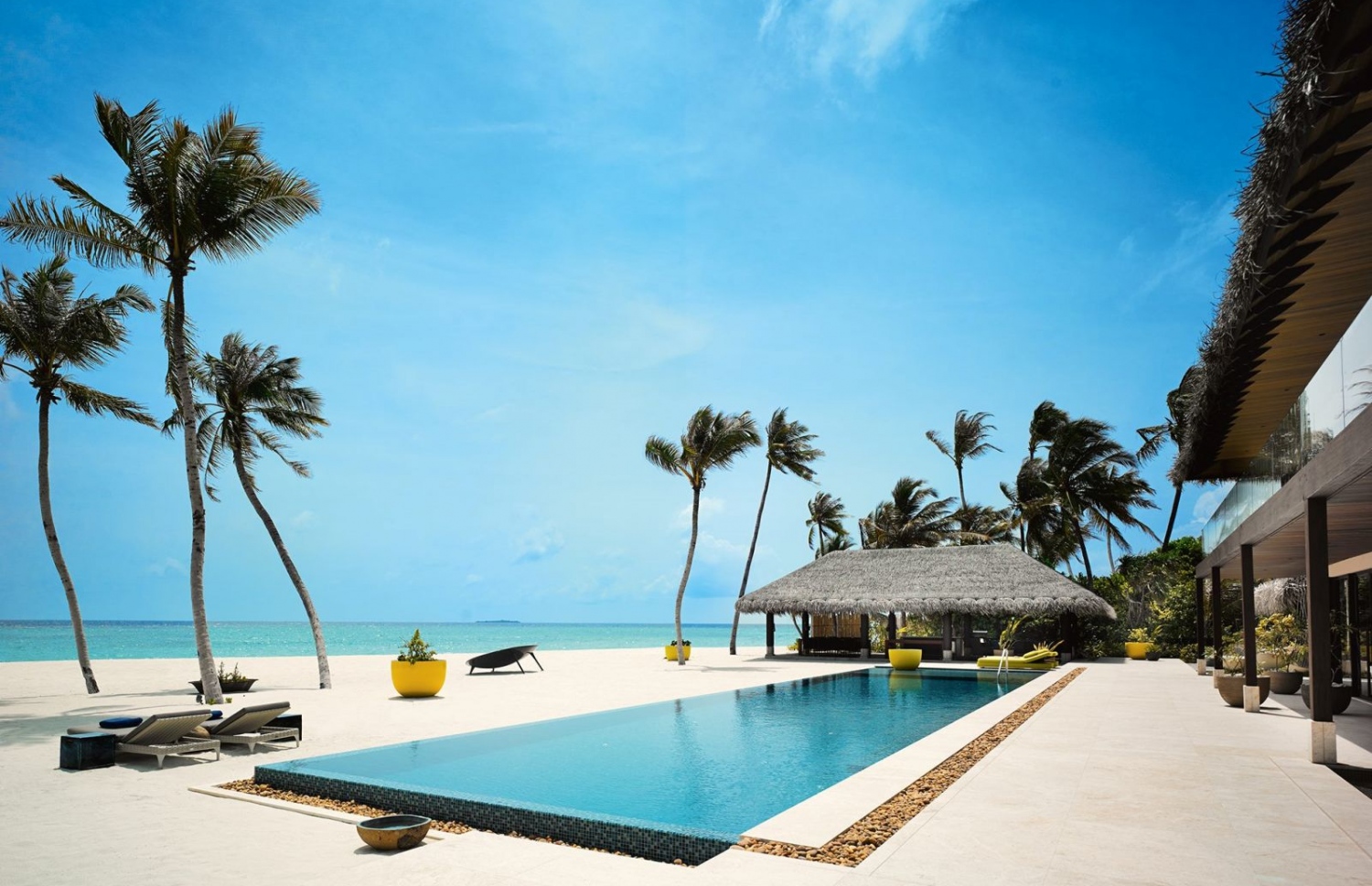 ރާއްޖޭގައި ހިންގާ ރިސޯޓުތަކުގެ ތެރެއިން މުއްސަނދިން އެންމެ ބޮޑަށް ޝައުގުވެރިވާ އެއް ރިސޯޓު ކަމަށްވާ ވެލާ ޕްރައިވެޓް އައިލެންޑް. ފޮޓޯ: ވެލާ ޕްރައިވެޓް އައިލެންޑް