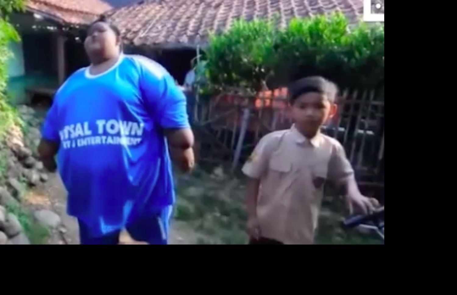 މީގެ ދެ އަހަރު ކުރިން ފަލަކަމުން އެނދުން ނުތެދުވެވިފައި އޮތް އާރްޔާ އަށް މިހާރު ހިނގާބިނގާވެ އުޅެވޭ