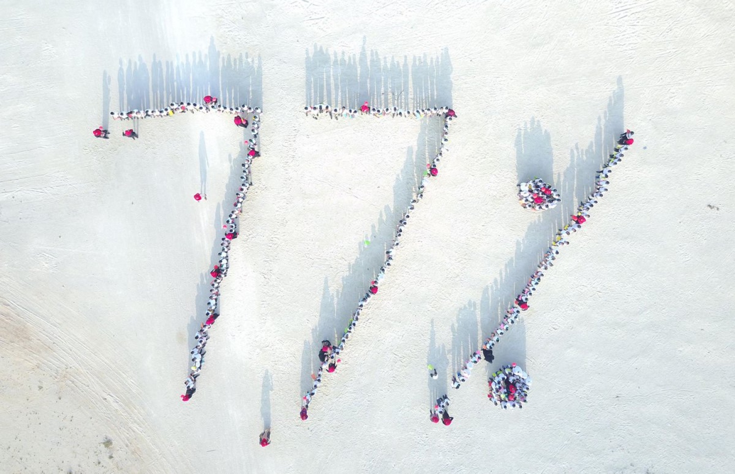 އޯލެވެލް އިމްތިހާނުގައި ފަސް މާއްދާއިން ފާސްވި ނިސްބަތް ކަމަށްވާ 77 ޕަސެންޓު ސިފަވާ ގޮތަށް، ބ. އަތޮޅު ތައުލީމީ މަރުކަޒުގެ ދަރިވަރުން އެތުރިލައިގެން