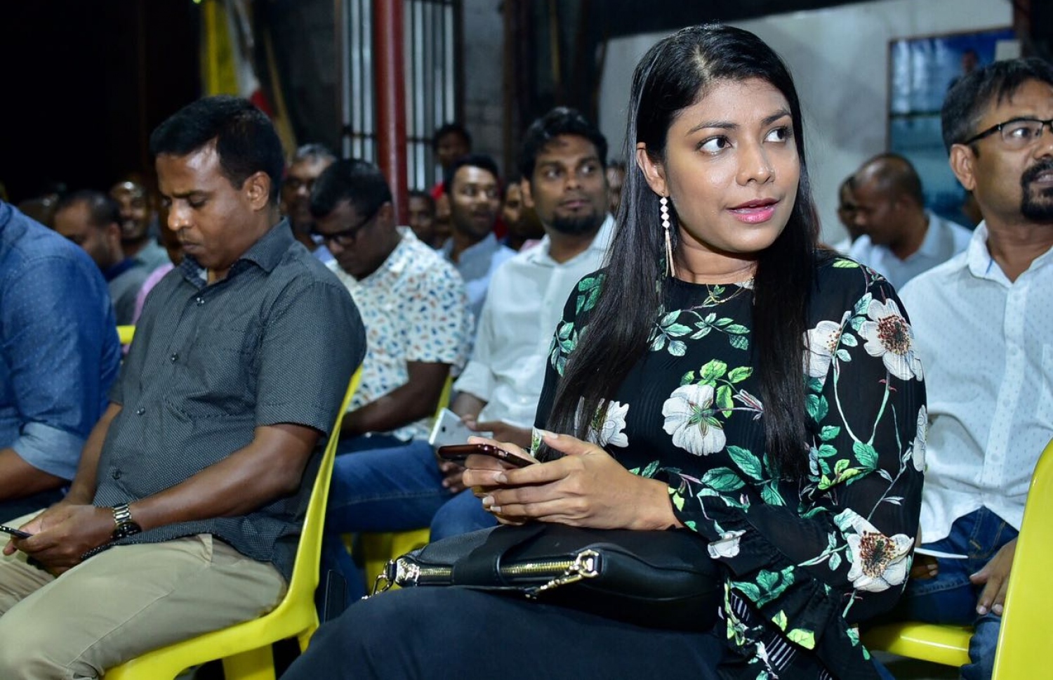 މާލެ: ފެބްރުއަރީ 2، 2018: އެމްޑީޕީ ގައުމީ މަޖިލީހުގެ ޖަލްސާގައި، އެމްޑީޕީ ގައުމީ މަޖިލީހުގެ މެމްބަރުން ބައިވެރިވެ ވަޑައިގަންނަވަނީ.-- ފޮޓޯ: ނިޝާން އަލީ /މިހާރު