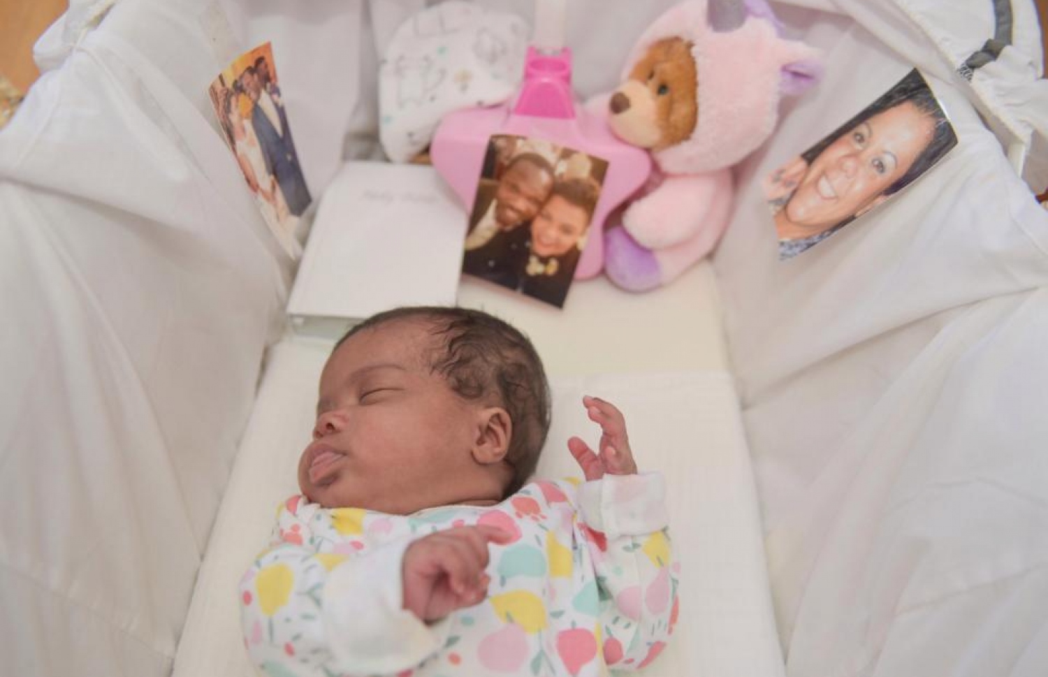 އެމާ އާއި އެމަނުއަލްގެ ދަރިފުޅު