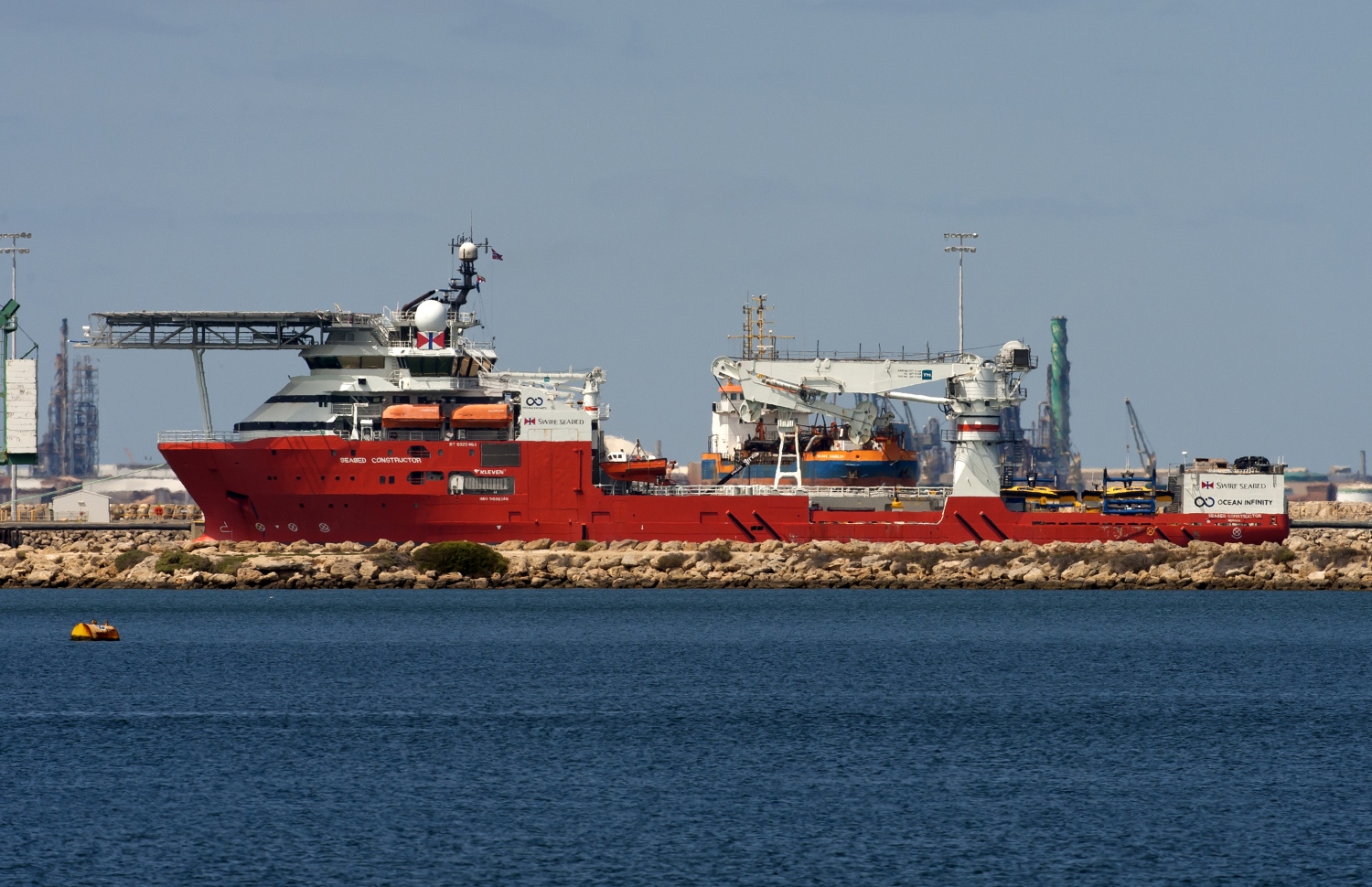 ގެއްލިފައިވާ މެލޭޝިއަން އެއާލައިންސްގެ އެމްއެޗް370 ހޯދުމުގެ މަސައްކަތް ކުރާ ސީބެޑް ކޮންސްޓްރަކްޓާ. --ފޮޓޯ:އޭއެފްޕީ