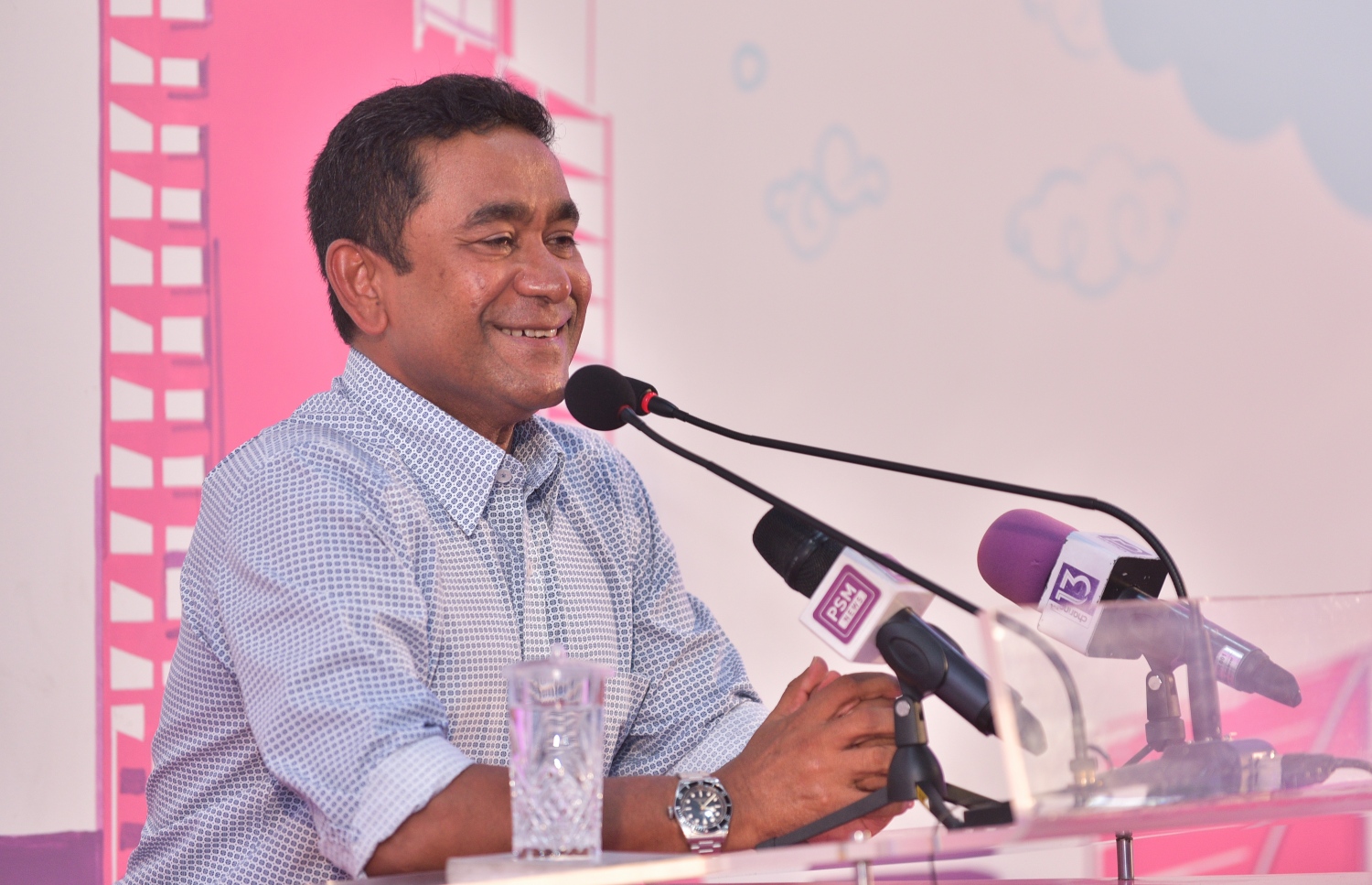 މާލެ: ފެބްރުއަރީ 14، 2018- ވެރިކަން ކުރާ ޕާޓީ، ޕީޕީއެމުން މިރޭ ބޭއްވި ޖަލްސާގައި ރައީސް ޔާމީން ވާހަކަފުޅު ދައްކަވަނީ.---ފޮޓޯ: ހުސެއިން ވަހީދު/މިހާރު