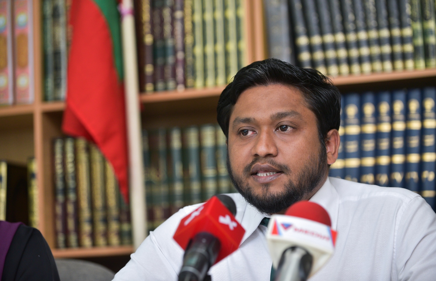 އަލީ ޒާހިރު: ލުތުފީ ރާއްޖެ ގެންނާނެ ކަމުގެ ޔަގީންކަން ދެއްވި. --ފޮޓޯ/މިހާރު