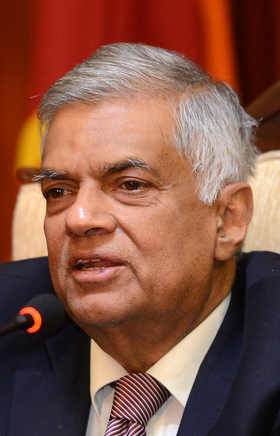 ލަންކާގެ ބޮޑު ވަޒީރު ރަނިލް. --ފޮޓޯ:އޭއެފްޕީ