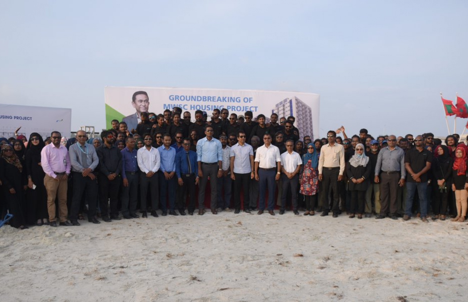 ޓަވަރުގެ އަމަލީ މަސައްކަތް ފެށުމަށް ބޭއްވި ޖަލްސާގެ ތެރެއިން.