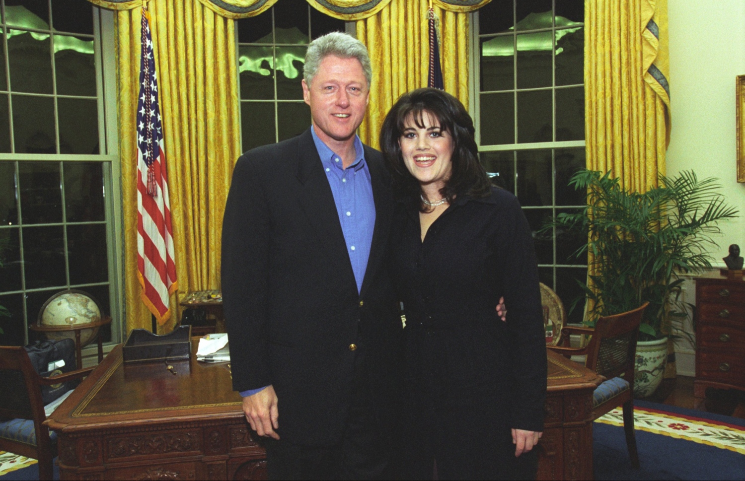 މޮނިކާ ލްވިންސްކީ، ބިލް ކްލިންޓަނާ އެކު ވައިޓް ހައުސްގައި.