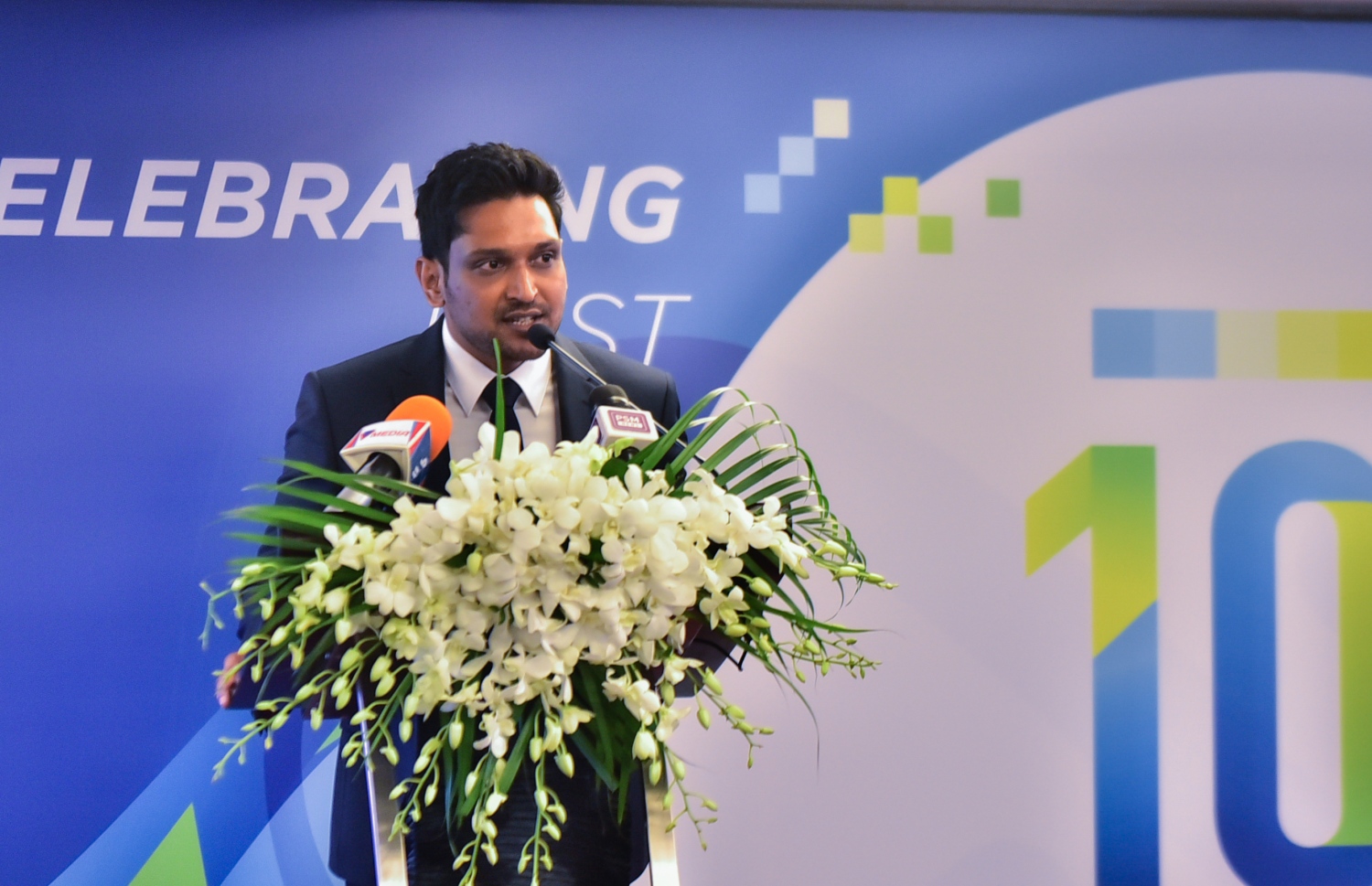 ސްޓޮކް އެކްސްޗޭންޖް އަދި ސެކިއުރިޓީސް ޑިޕޮސިޓަރީގެ ސީއީއޯ އައުޝަން، މިރޭގެ ރަސްމިއްޔާތުގައި ވާހަކަ ދައްކަވަނީ.-- ފޮޓޯ: މިހާރު/ހުސައިން ވަހީދު