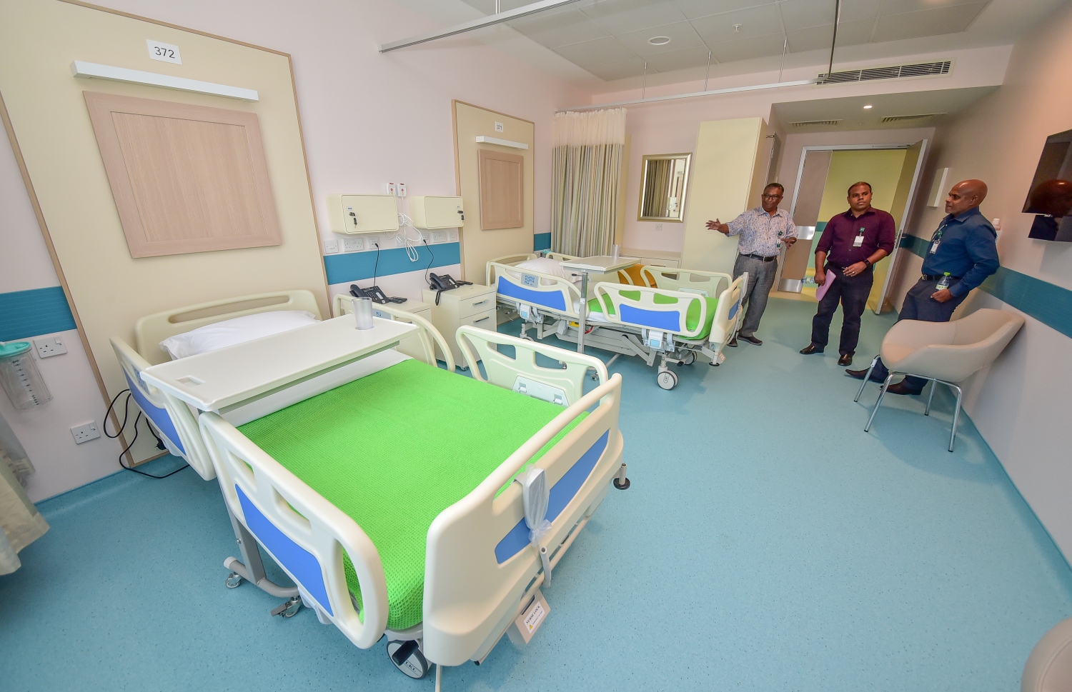 ހުޅުމާލެ: ފެބްރުއަރީ 28، 2018: ޓްރީ ޓޮޕް ހޮސްޕިޓަލްގެ ބަލި މީހުން އެޑްމިޓްކުރާ ކޮޓަރިއެއްގެ އެތެރެ ދައްކާލަނީ.---ފޮޓޯ: ނިޝާން އަލީ/މިހާރު