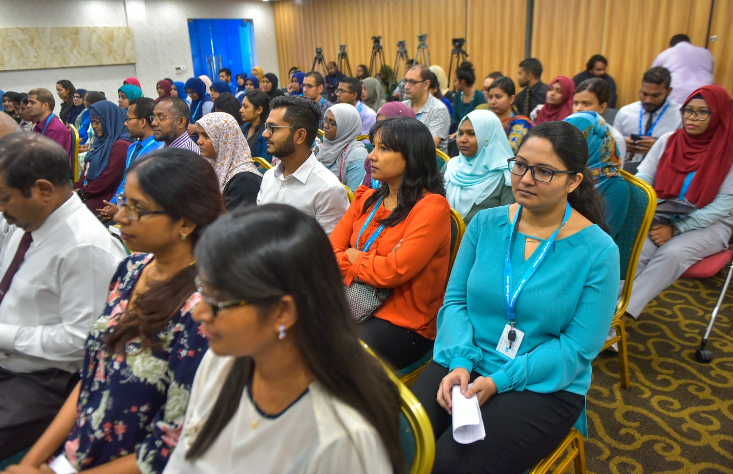 އައިޖީއެމްއެޗުގެ ޑޮކްޓަރުންތަކެއް ރަސްމިއްޔާތެއްގައި ބައިވެރިވަނީ. ފައިލް ފޮޓޯ: ހުސެން ވަހީދު