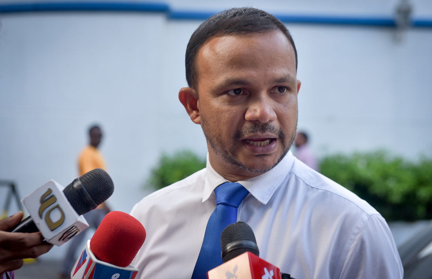 އަލީ ހުސެއިން: އެތައް ބަޔަކަށް ޓެރަރިޒަމްގެ ދައުވާ އުފުލިއިރު، އެއީ ހައްޔަރުކުރި ކުށެއް ނޫން ކަމަށް ވެސް އޭނާ ވިދާޅުވި.