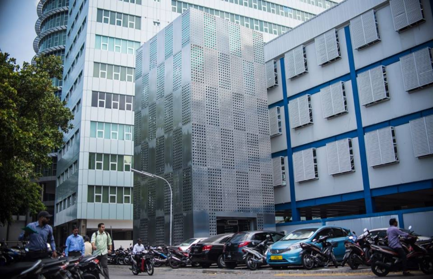 ވެލާނާގޭ ސަރަހައްދުގައި ބަހައްޓާފައި ހުރި ޕާކިން ސިސްޓަމް -- ފޮޓޯ: ހުސައިން ވަހީދު/މިހާރު