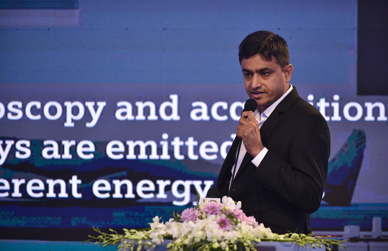 މާލެ: މާޗް 15، 2018- އޭޑީކޭ ހޮސްޕިޓަލްގެ ކެތުލެބާއި އޮޕަރޭޝަންް ތިއޭޓަރު ހިމެނޭ ކޮމްޕްލެކްސް ހުޅުވުމަށް މިރޭ ބޭއްވި ރަސްމިއްޔާތުގެ ތެރެއިން.---ފޮޓޯ: ހުސެއިން ވަހީދު/މިހާރު