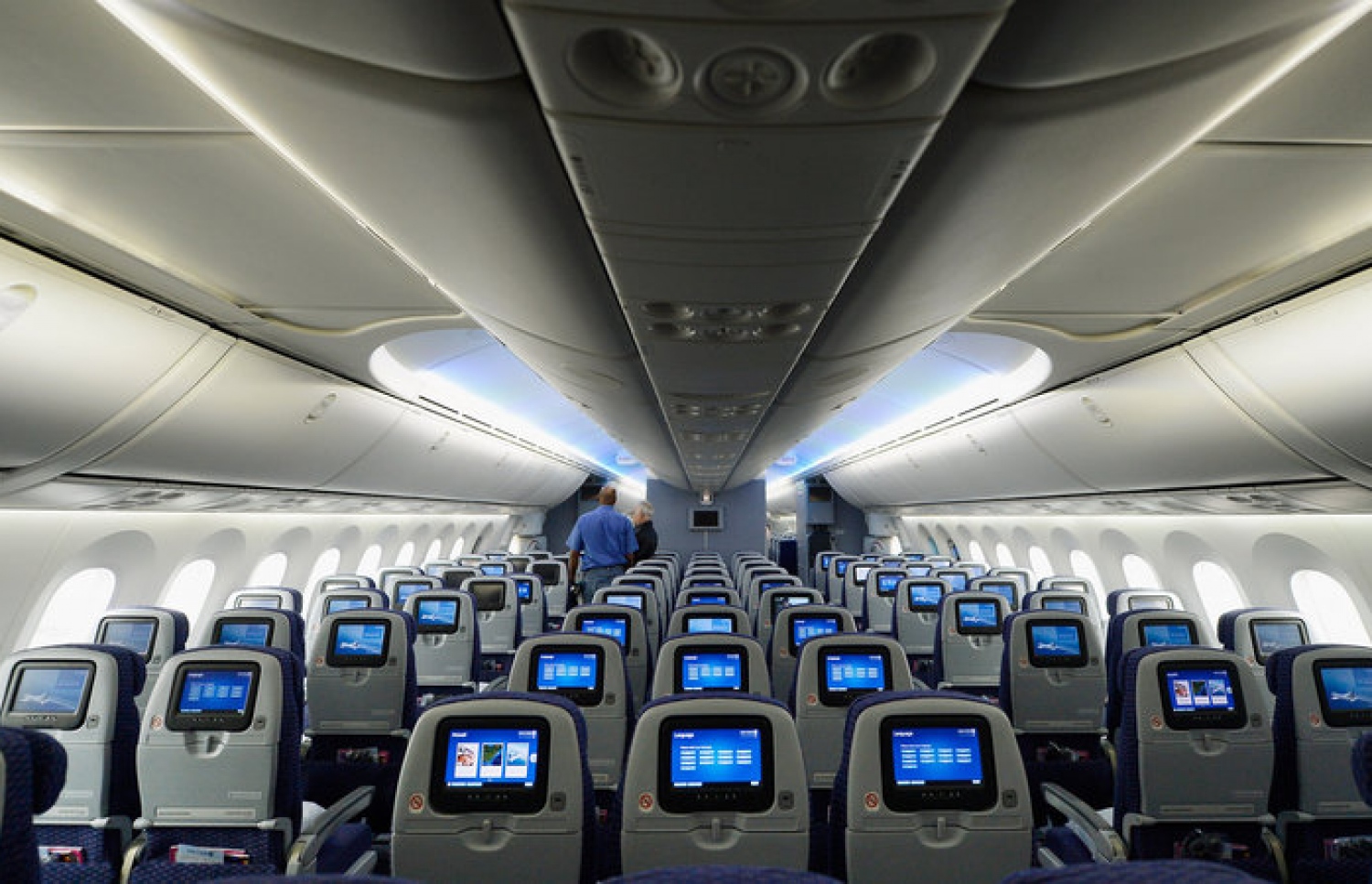 ޑްރީމްލައިނާ 787-10 މަރުކާގެ ބޯޓެއްގެ އިކޮނޮމީ ކްލާސް.--ފޮޓޯ:ސިންގަޕޯއެއާލައިން