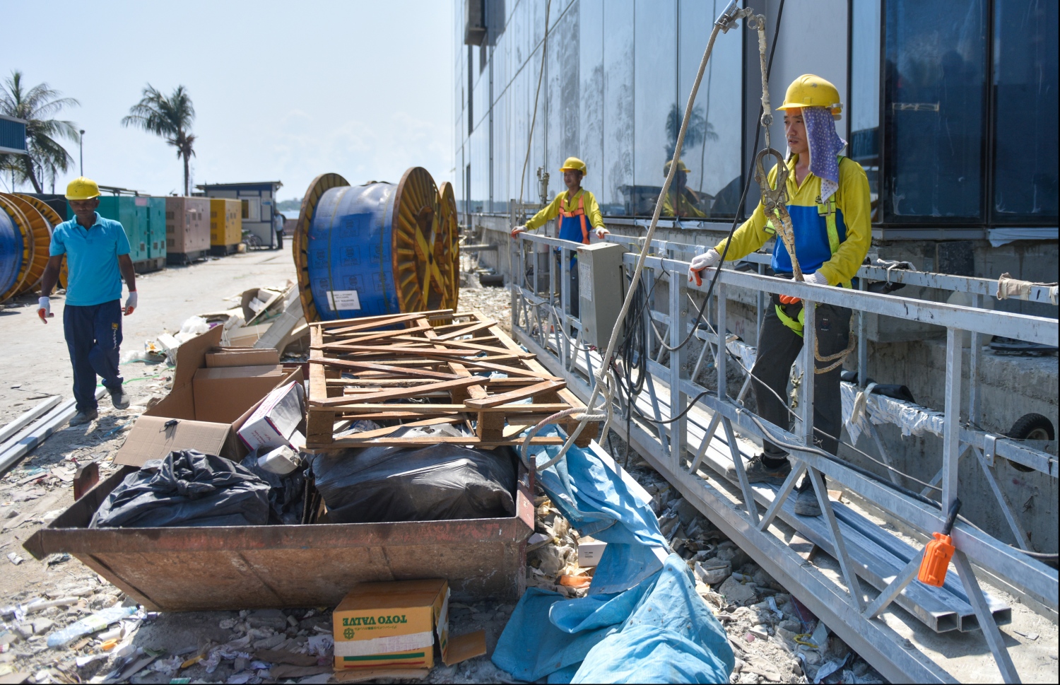 ދަރުމަވަންތަ ހޮސްޕިޓަލްގެ އާ އިމާރާތުގެ މަސައްކަތް ކުރަނީ. --ފޮޓޯ/މިހާރު