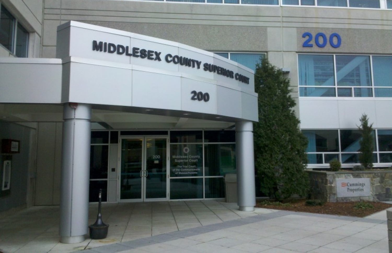 މިޑެލްސެކްސް ކައުންޓީ ސްޕީރިއާ ކޯޓް.