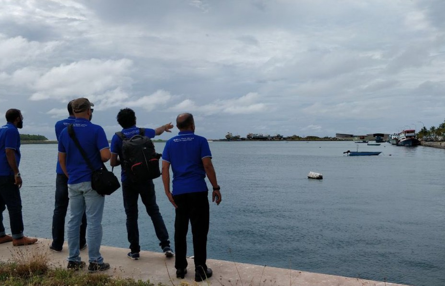 މާމިގިލި ބަނދަރުގެ އޮޕަރޭޝަން ފެށުމަށް ތައްޔާރުވުމުގެ ގޮތުން އެމްޕީއެލްގެ ސީއީއޯ ހަލީމް އާއި އެ ކުންފުނީގެ އިސްބޭފުޅުން މިއަދު އެ ބަނދަރު ބައްލަވާލައްވަނީ. އެތަނުގެ އޮޕަރޭޝަން އަންނަ މަހުގެ ކުރީކޮޅު ފަށާނެ. ފޮޓޯ: އެމްޕީއެލް