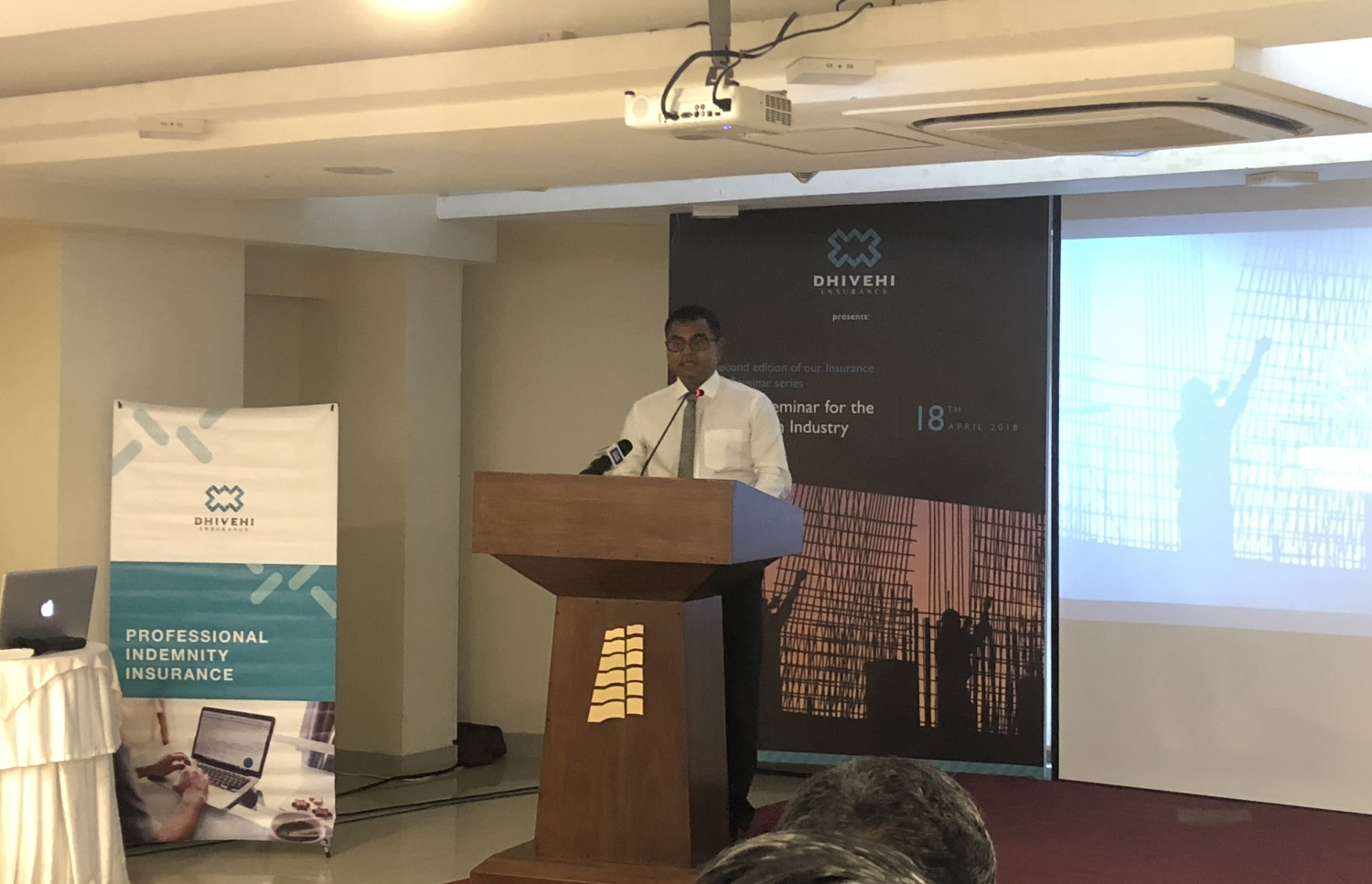 ދިވެހި އިންޝުއަަރެންސުން މިއަދު ބޭއްވި އިންޝުއަރެންސް އިންސައިޓްސް ސެމިނާގައި މިނިސްޓަރު ތޯރިގު.-- ފޮޓޯ: މިހާރު