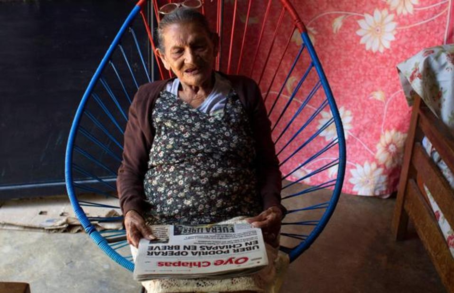 އުމުރުން 96 އަހަރުގެ ޑޯނާ ލުޕިޓާ ނޫހެއް ކިޔަނީ.