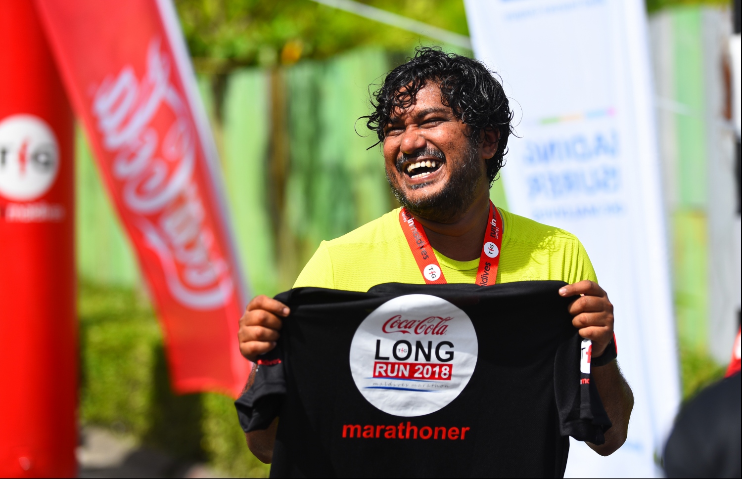 ހުޅުމާލެ: އޭޕްރިލް 120، 2018- ޓޯޓަލް ފިޓްނަސް ގްރޫޕް (ޓީއެފްޖީން) އިން ބޭއްވި ކޮކާކޯލާ ލޯންގް ރަންގެ ހަ ވަނަ އިވެންޓްގެ ތެރެއިން: ބޮޑު ތަރުހީބަކާއިއެކު ހުޅުމާލޭގައި، ހަތަރު ރޭހަކަށް ބަހާލައިގެން ބޭއްވި މިދުވުމުގައި ޖުމްލަ 1500 ދުވުންތެރިން ވަނީ ބައިވެރިވެފައި.--ފޮޓޯ: ހުސައިން ވަހީދު/މިހާރު