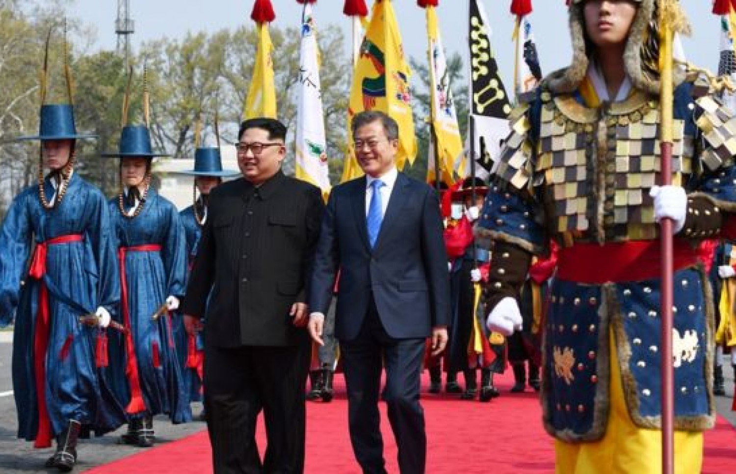 ކޮރެއާ ހަނގުރާމަ އަށް ފަހު ސައުތު ކޮރެއާ އަށް ވަދެވަޑައިގެންނެވި ނޯތު ކޮރެއާގެ ފުރަތަމަ ލީޑަރަކީ ކިމް. --ފޮޓޯ:ގެޓީ އިމޭޖަސް