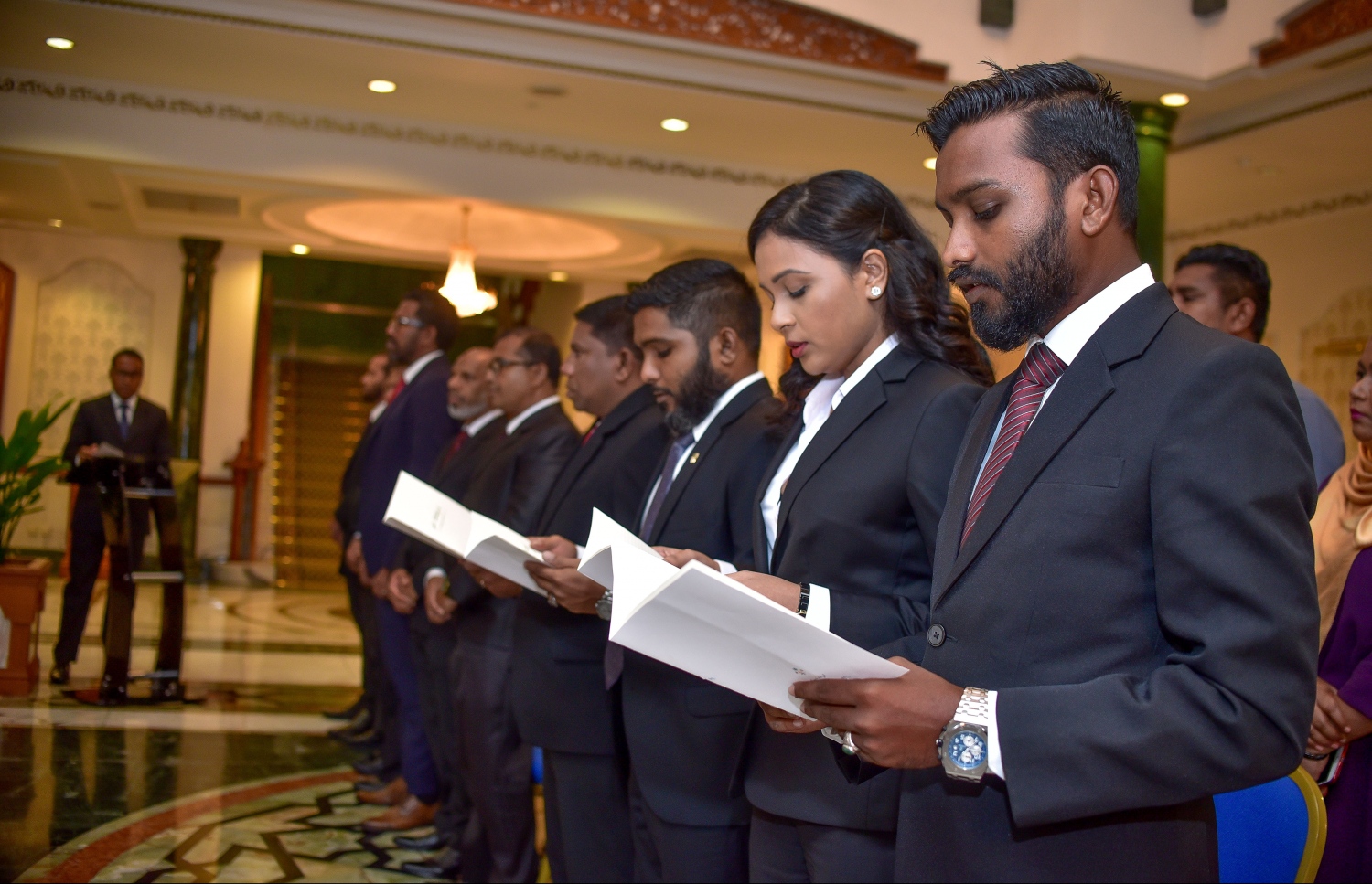 މާލެ: އޭޕްރީލް 30، 2018- ކްރިމިނަލް ކޯޓާއި ސިވިލް ކޯޓުގެ ފަނޑިޔާރު ކަމަށް އައްޔަން ކުރެއްވި ހަތަރު ބޭފުޅުން މިރޭ ހުވާކުރައްވަނީ.---ފޮޓޯ: ނިޝާން އަލީ/މިހާރު