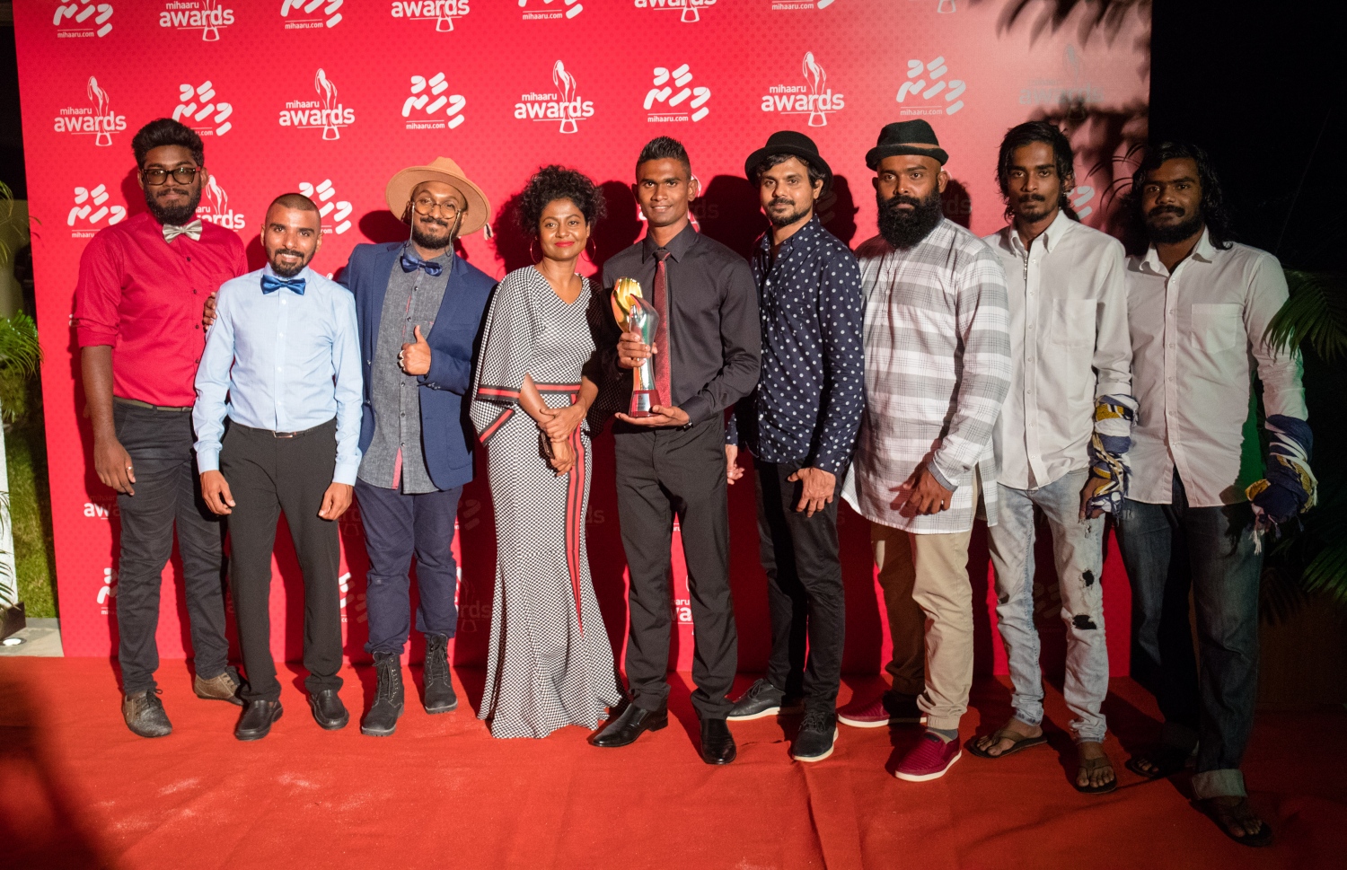 ޕެރެޑައިސް އައިލެންޑް ރިޒޯޓު: މޭ 5، 2018- ކުޅިވަރު ކުޅުންތެރިންނާއި ހިދުމަތްތެރިންގެ އަގު ފުޅާ ދާއިރާއެއްގައި ވަޒަންކުރުމުގެ ގޮތުން "މިހާރު" ނޫހުން ތައާރަފްކުރި "މިހާރު އެވޯޑްސް" ގެ ފުރަތަމަ އެވޯޑް ހަފުލާގެ ތެރެއިން.--- ފޮޓޯ: އިމޭޖަސް އެމްވީ