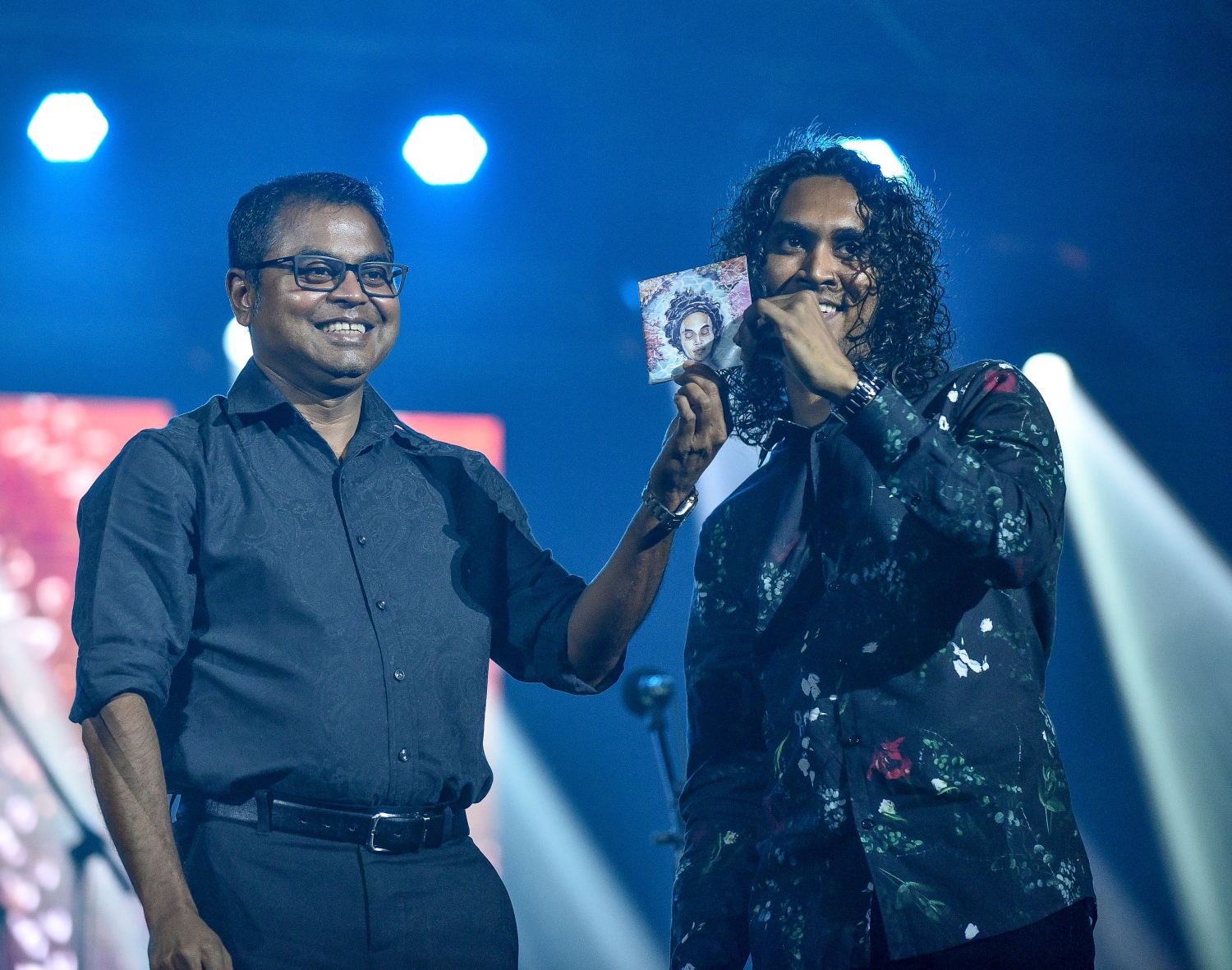 އައްފާންގެ "ގެނބެންދެން" ރޭ ރިލީޒްކުރަނީ.--