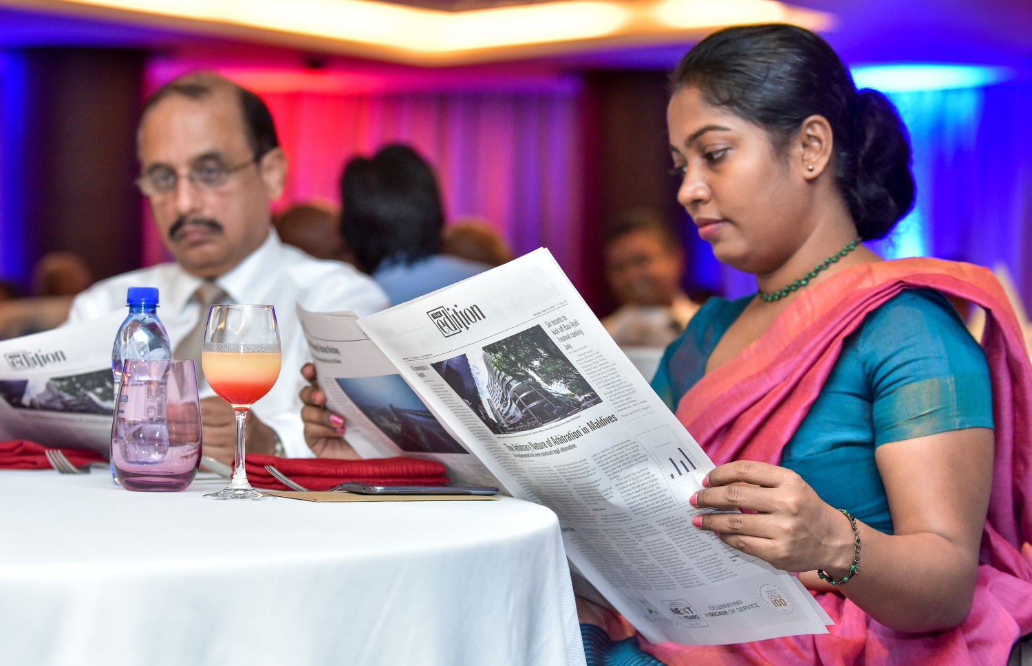 މާލެ: މޭ 15، 2018: "މިހާރު"ގެ "ދަ އެޑިޝަން" ހުޅުވުމަށް ހޮޓެލް ޖެންގައި ބޭއްވި ރަސްމިއްޔާތުގެ ތެރެއިން.--ފޮޓޯ: ނިޝާން އަލީ /މިހާރު