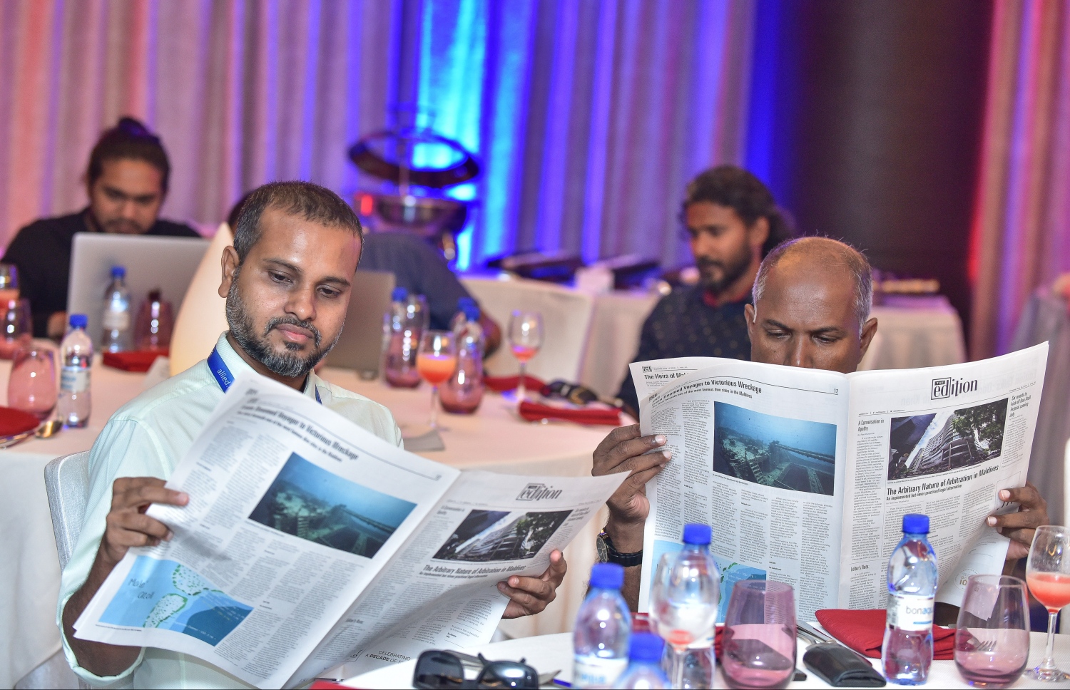 މާލެ: މޭ 15، 2018: "މިހާރު"ގެ "ދަ އެޑިޝަން" ހުޅުވުމަށް ހޮޓެލް ޖެންގައި ބޭއްވި ރަސްމިއްޔާތުގެ ތެރެއިން.--ފޮޓޯ: ނިޝާން އަލީ /މިހާރު