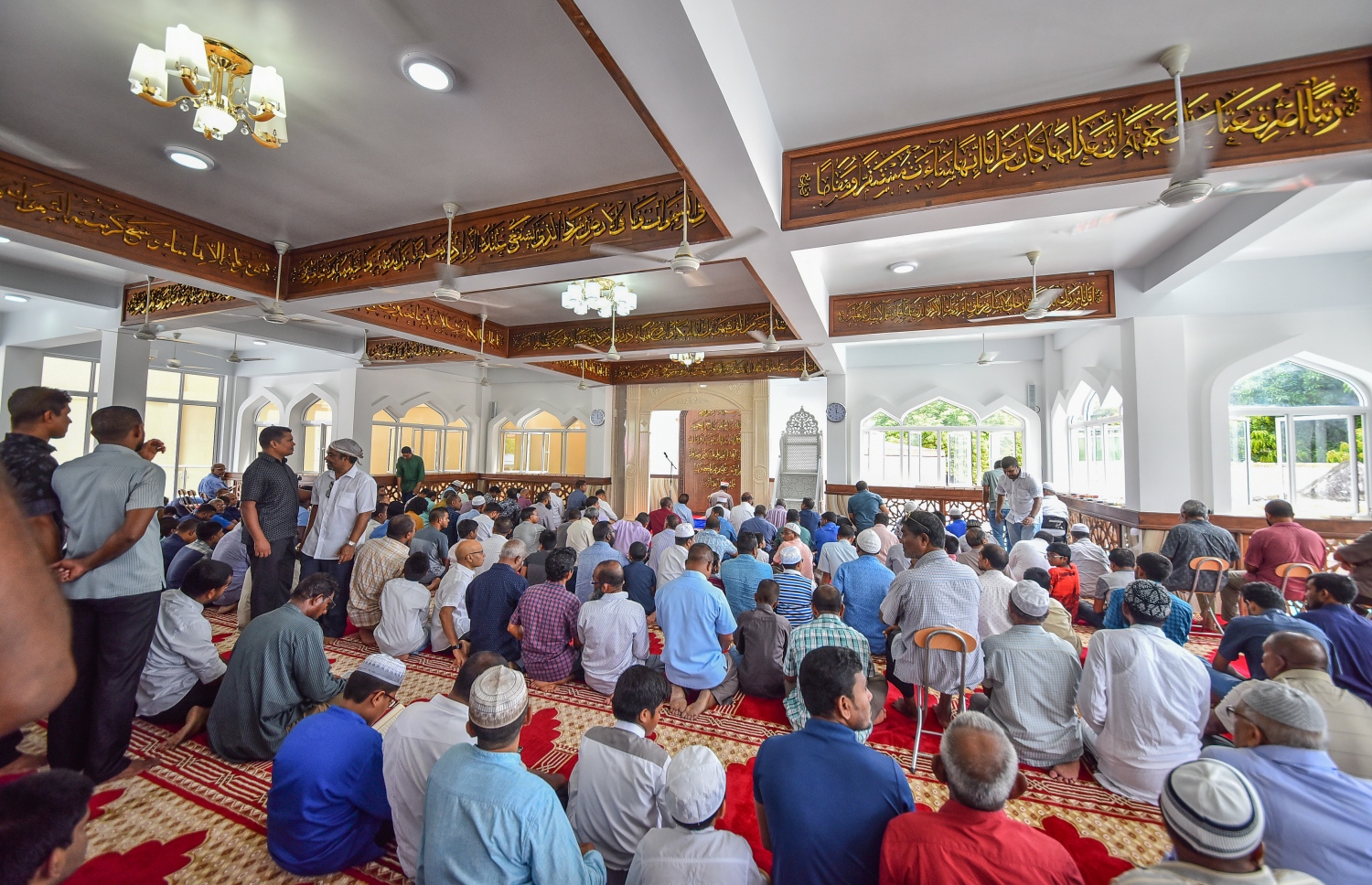 ރައީސް ޔާމީން މިއަދު ހުޅުވައިދެއްވި ޒިޔާރަތް މިސްކިތް، މިއީ 1700 މީހުން ޖާގައިގެ މިސްކިތެއް-- ފޮޓޯ: ނިޝާން އަލީ/މިހާރު