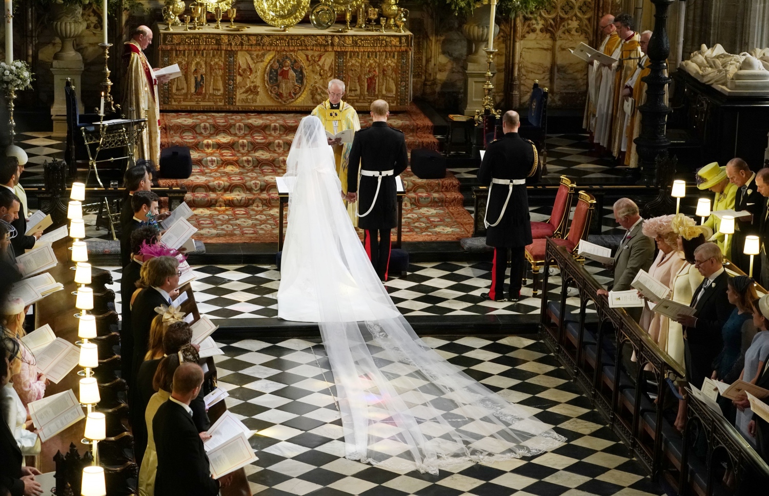 ޕްރިންސް ހެރީ އާއި މޭގަން މޭކްލް ކައިވެނީގެ ރަސްމިއްޔާތުގައި. --ފޮޓޯ:އޭއެފްޕީ