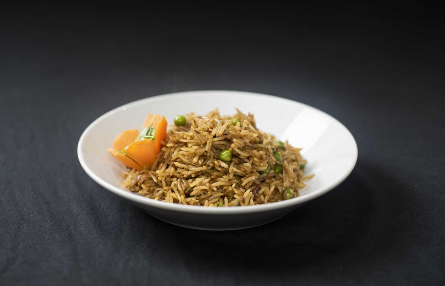 އިސްހާގް ތައްޔާރުކުރި ދިރި ބަތް.