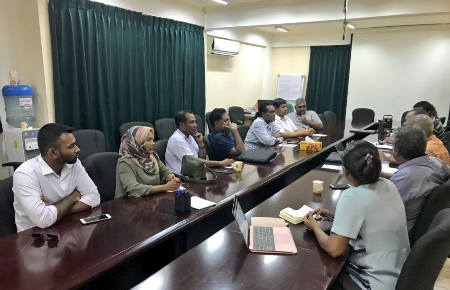 އެމްޑީޕީ ކޮންގްރެސް ކޮމިޓީގެ ބައްދަލުވުން މިރޭ އެ ޕާޓީގެ އޮފީހުގައި ކުރިއަށް ދަނީ. - ފޮޓޯ: އެމްޑީޕީ