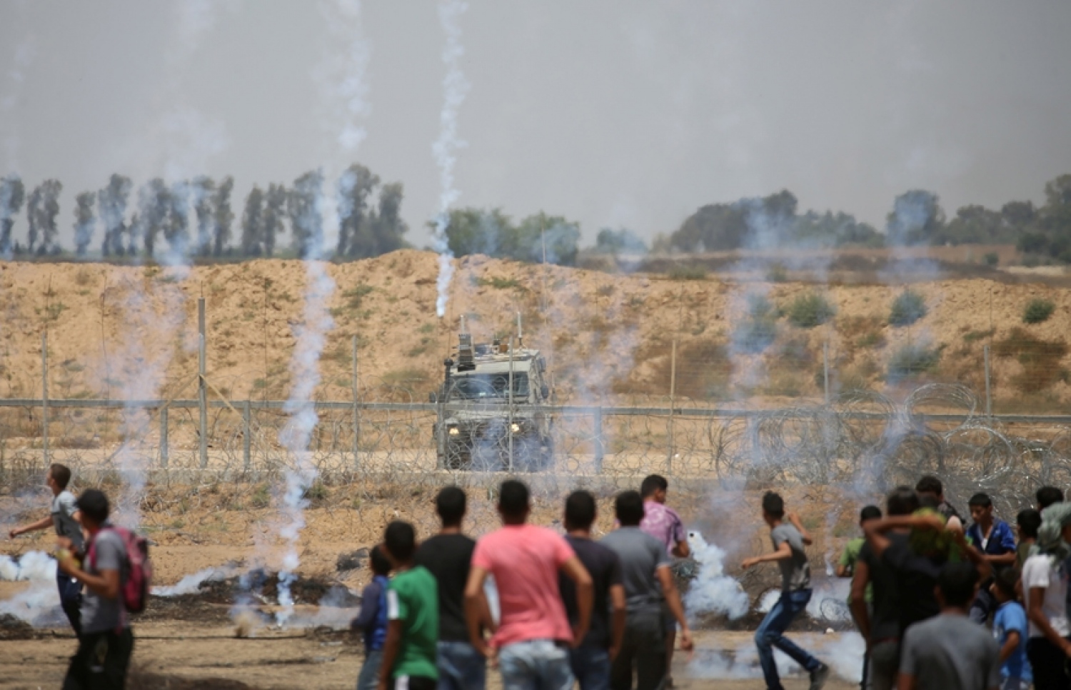 އިޒްރޭލުގެ އަޅުވެތިކަމާ ދެކޮޅަށް ފަލަސްތީނު ރައްޔިތުން ފަށައިގެން މިހާރު ކުރަމުންދާ ސިލްސިލާ މުޒާހަރާތަކުގެ ތެރެއިން. --ފޮޓޯ އަލްޖަޒީރާ