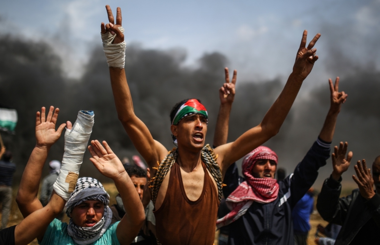 އިޒްރޭލުގެ އަޅުވެތިކަމާ ދެކޮޅަށް ފަލަސްތީނު ރައްޔިތުން ފަށައިގެން މިހާރު ކުރަމުންދާ ސިލްސިލާ މުޒާހަރާތަކުގެ ތެރެއިން. --ފޮޓޯ އަލްޖަޒީރާ