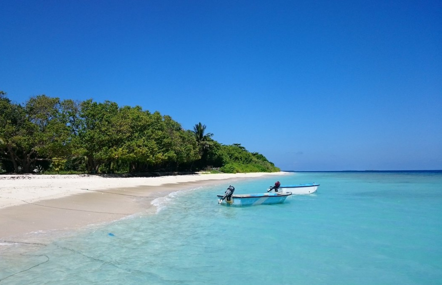 ފައިނު އަތިރިމަތި: ގިނަ ބަޔަކު ގަބޫލުކުރާގޮތުން އެ ރަށަކީ ރާއްޖޭގައި އޮންނަ އެންމެ ރީތި އެއް ރަށް