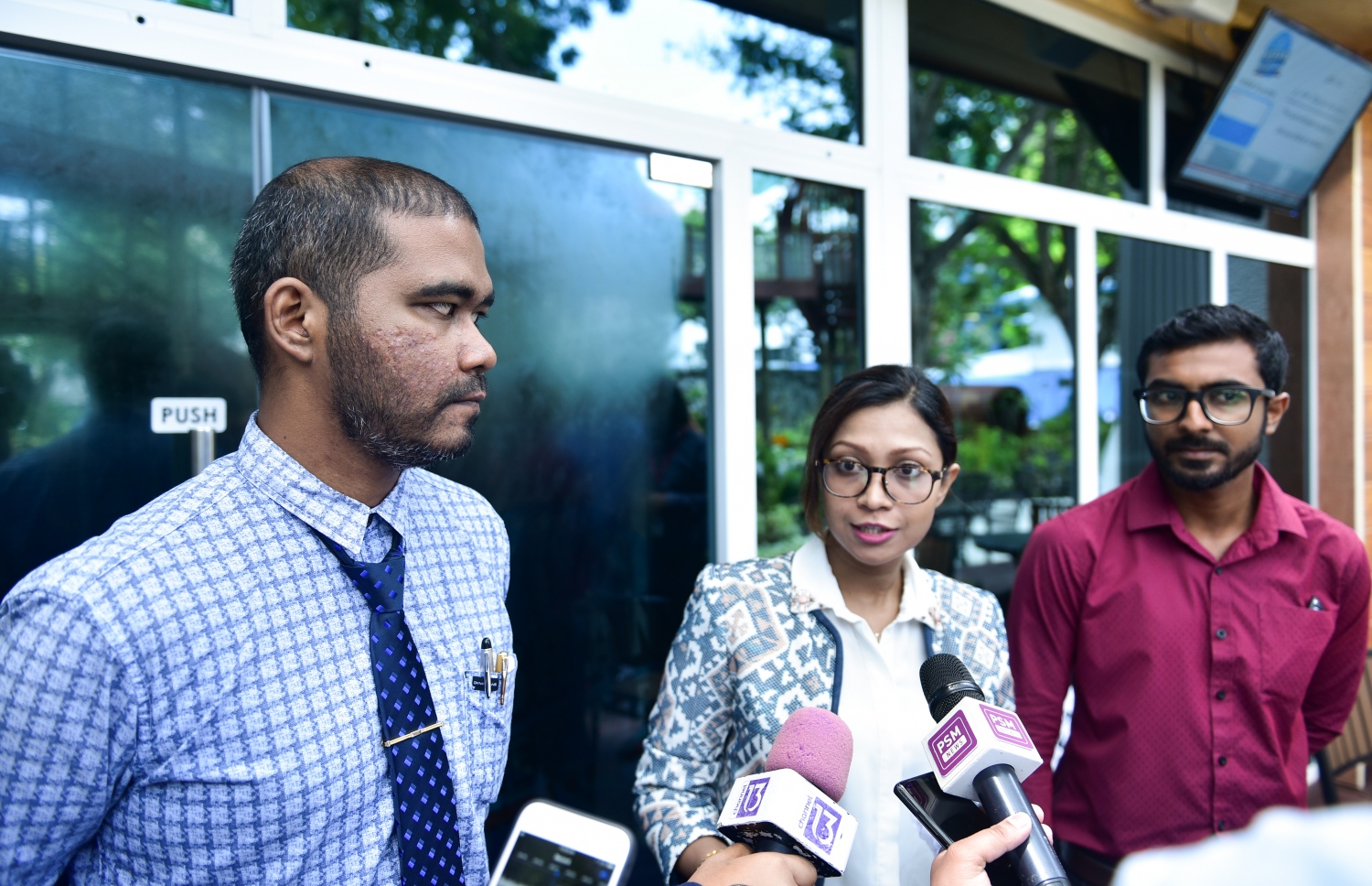 ވިންޓަ ތީމް ޕާކް ހުޅުވި ދުވަހު، އެތަން ހިންގާ ކުންފުނީގެ ފަރާތުން މީޑިއާއާ ވާހަކަ ދައްކަނީ. -- ފައިލް ފޮޓޯ: މިހާރު