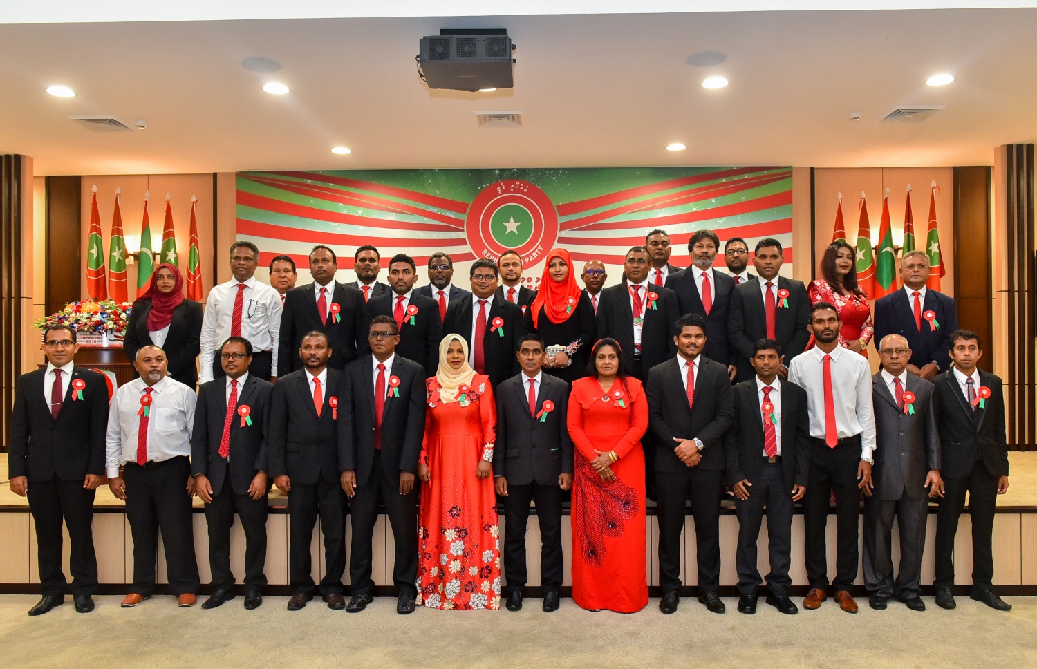 ޖޭޕީ ކޮންގްރެސް ނިންމުމުގެ ހަފްލާގެތެރެއިން-- ފޮޓޯ: އަހުމަދު ނިޝާތު/މިހާރު