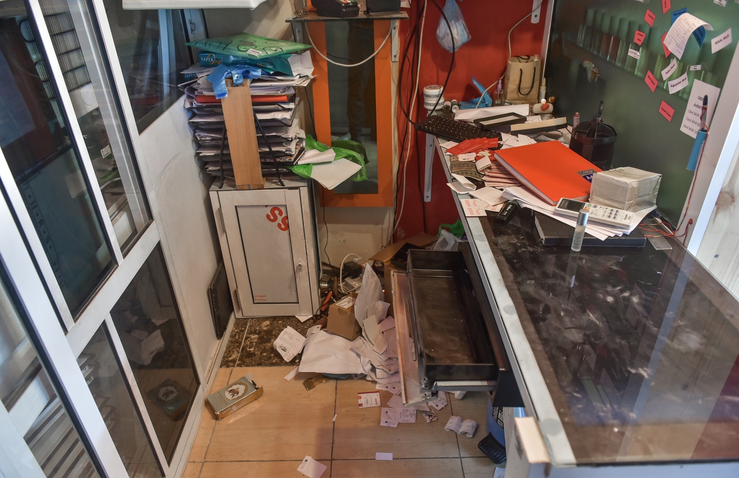 ފްރަގަންޓިއާ ވޯކްޝޮޕް ވަގުން ވަދެ ގެއްލުންދީފައި. ފޮޓޯ: ނިޝާން އަލީ /މިހާރު