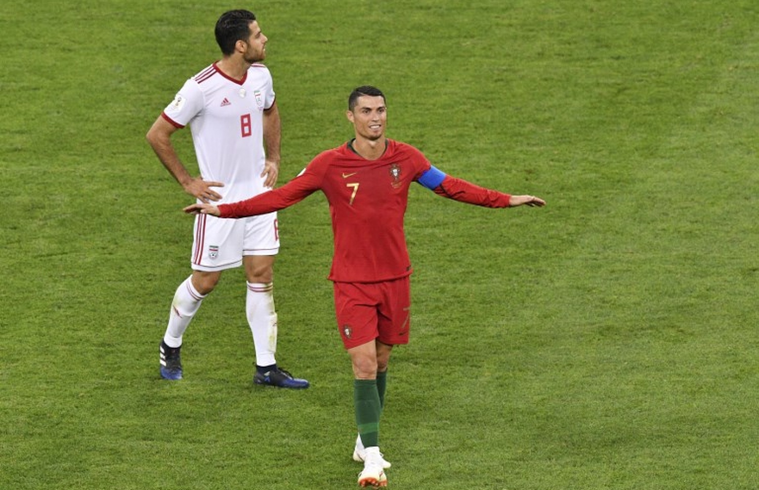 ސަރާންސް، ރަޝިއާ: ޖޫން 25، 2018: ވޯލްޑް ކަޕް ފުޓްބޯޅަ މުބާރާތުގައި ޕޯޗުގަލް އާ އީރާން ކުޅުނު މެޗުގެ ތެރެއިން: މި މެޗުން 1-1 އިން ވަނީ ދެ ޓީމު އެއްވަރުވެފައި. --ފޮޓޯ: އޭއެފްޕީ