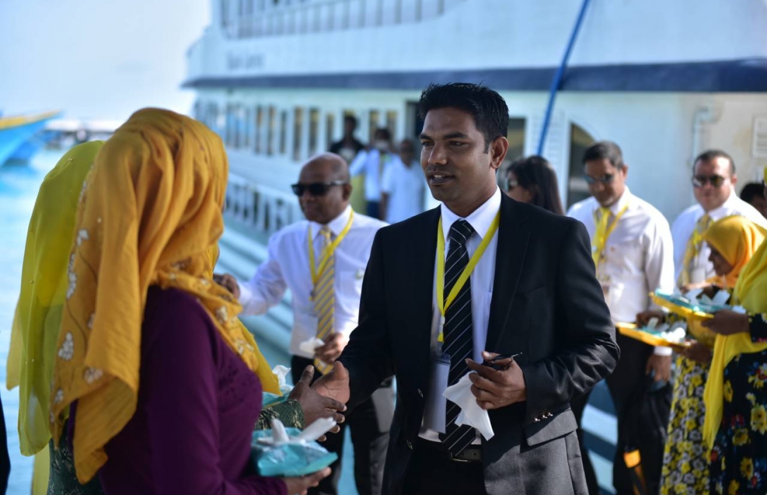 އއ. އުކުޅަސް: ޖޫން 30، 2018- މި ރަށުގައި ބާއްވާ އެމްޑީޕީގެ ތިން ވަނަ ކޮންގްރެސް އަށް އެ ޕާޓީގެ ނައިބު ރައީސް ޝިފާޒް ވަޑައިގަތުމުން މަރުހަބާ ދަންނަވަނީ.---ފޮޓޯ: އަހުމަދު ނިޝާތު/މިހާރު